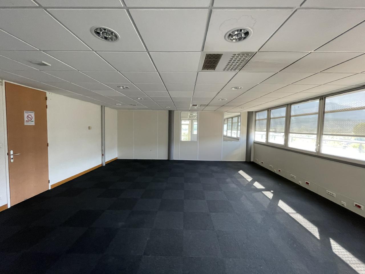 Bureau Le Bourget-du-Lac 194m² Vente bureau Le Bourget-du-Lac Savoie OVBUR2422227 3